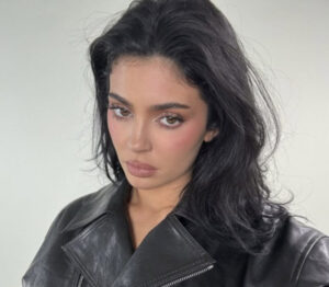 53f0a5068b56e4e1df56c71829b030ec.jpg